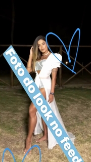 Aline Campos feet photo thumbnail