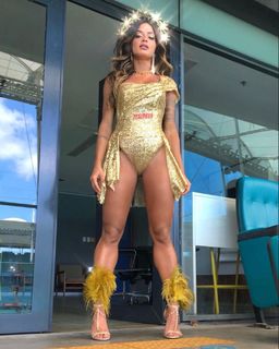 Aline Campos feet photo thumbnail