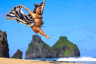 Aline Campos feet photo thumbnail