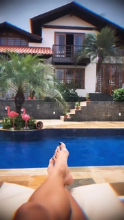 Aline Campos feet photo thumbnail