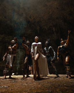 Aline Campos feet photo thumbnail