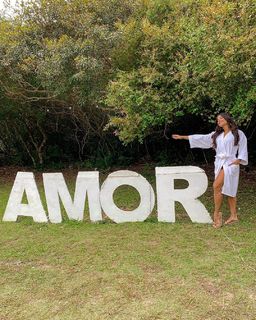 Aline Campos feet photo thumbnail