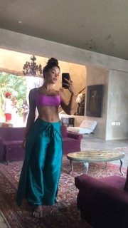 Aline Campos feet photo thumbnail