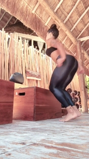 Aline Campos feet photo thumbnail