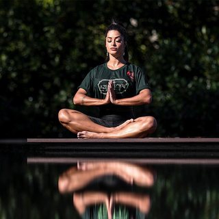 Aline Campos feet photo thumbnail