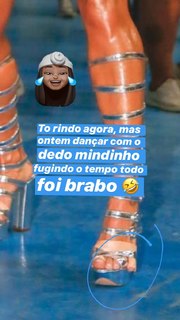 Aline Campos feet photo thumbnail