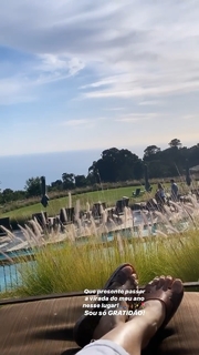 Aline Campos feet photo thumbnail