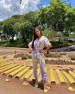 Aline Campos feet photo thumbnail