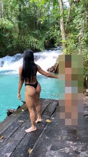 Aline Campos feet photo thumbnail