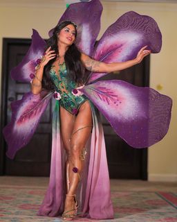 Aline Campos feet photo thumbnail