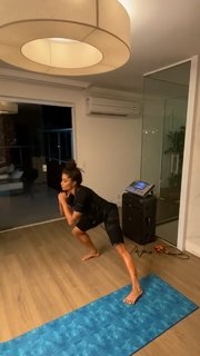 Aline Campos feet photo thumbnail