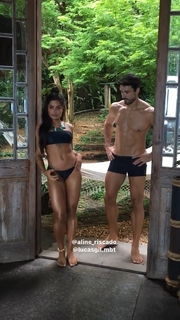 Aline Campos feet photo thumbnail