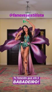 Aline Campos feet photo thumbnail