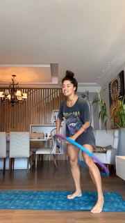 Aline Campos feet photo thumbnail