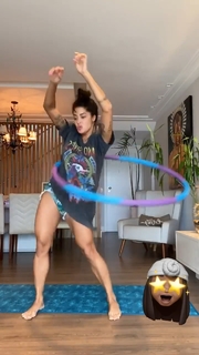 Aline Campos feet photo thumbnail