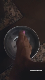 Aline Campos feet photo thumbnail