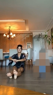 Aline Campos feet photo thumbnail