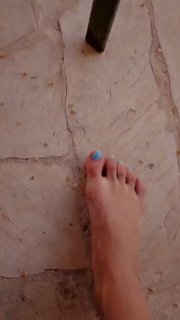 Aline Campos feet photo thumbnail