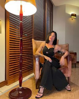 Aline Campos feet photo thumbnail