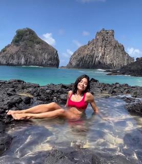 Aline Campos feet photo thumbnail