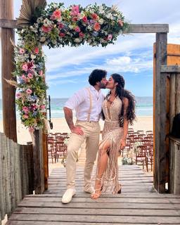 Aline Campos feet photo thumbnail