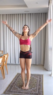 Aline Campos feet photo thumbnail