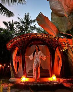 Aline Campos feet photo thumbnail