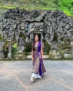 Aline Campos feet photo thumbnail