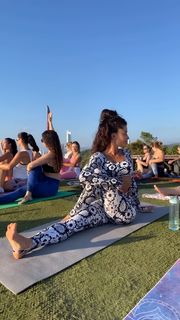 Aline Campos feet photo thumbnail