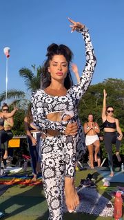 Aline Campos feet photo thumbnail