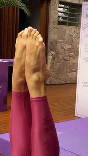 Aline Campos feet photo 3