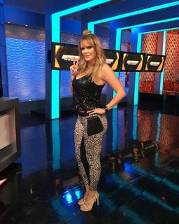 Aline Hernández feet photo 18