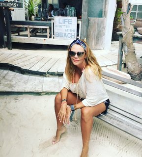 Aline Hernández feet photo 16
