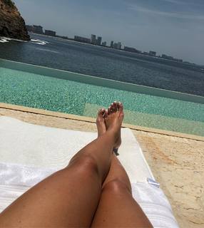 Aline Hernández feet photo 14