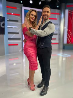 Aline Hernández feet photo 7