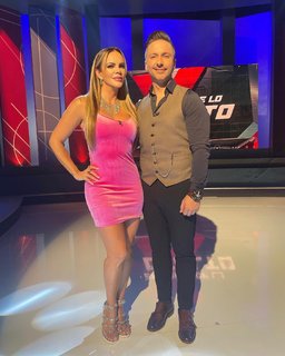 Aline Hernández feet photo 10