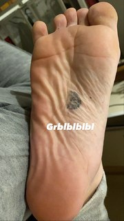 Aline Marganne feet photo 6