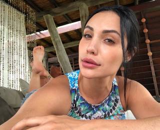 Aline Mineiro feet photo 5