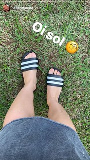 Aline Mineiro feet photo 3