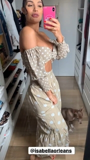 Aline Mineiro feet photo 2