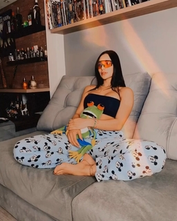 Aline Mineiro feet photo 6