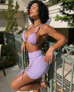 Aline Mineiro feet photo 1