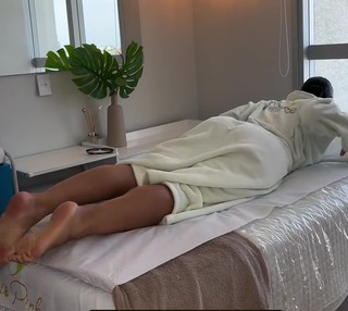 Aline Mineiro feet photo 4