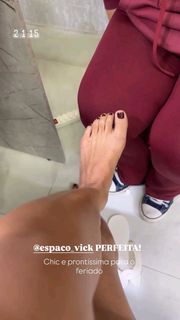 Aline Mineiro feet photo 16