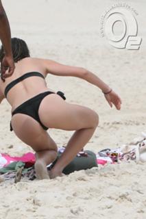 Alinne Moraes feet photo thumbnail