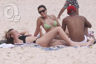 Alinne Moraes feet photo thumbnail