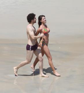 Alinne Moraes feet photo thumbnail