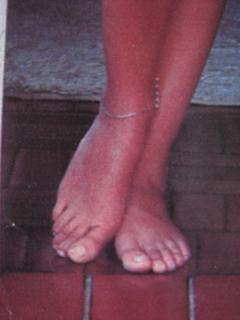 Alinne Moraes feet photo thumbnail