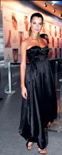 Alinne Moraes feet photo thumbnail