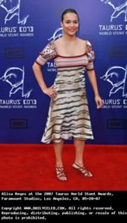 Alisa Reyes feet photo 10